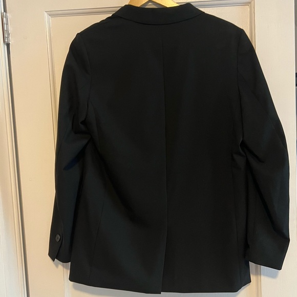 Black H&M blazer - Picture 4 of 4
